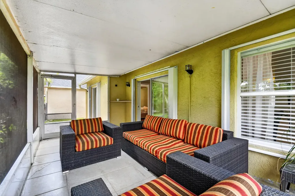 1080 Salmon Isle Greenacres FL 33413