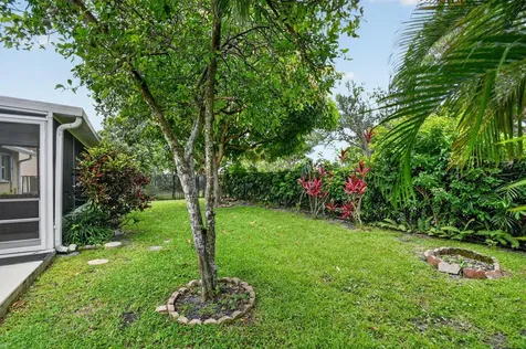 1080 Salmon Isle Greenacres FL 33413