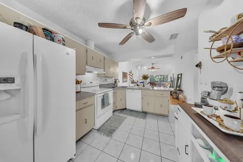 1023 Banks Road Margate FL 33063