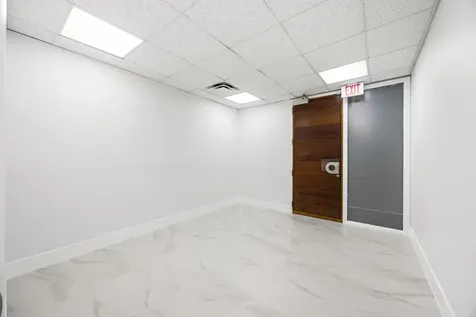 150 NW 70th Avenue Plantation FL 33317