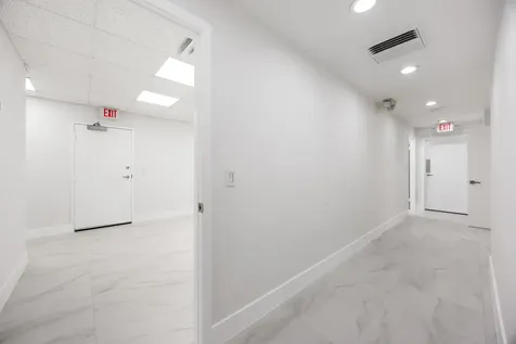 150 NW 70th Avenue Plantation FL 33317