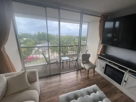 4501 NE 21st Avenue Fort Lauderdale FL 33308