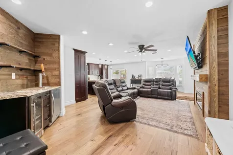 6421 NW 57th Way Parkland FL 33067