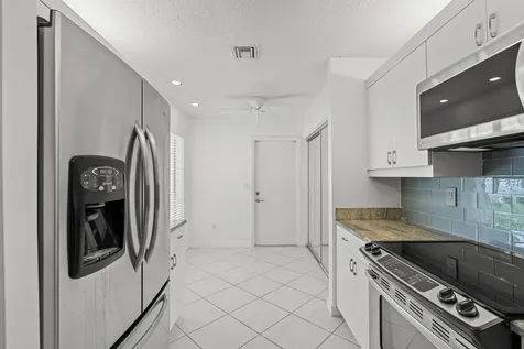 4825 NW 98th Place Doral FL 33178