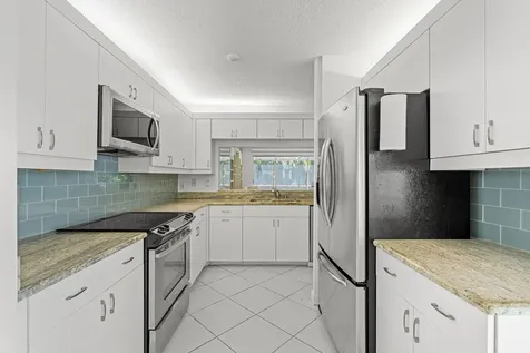 4825 NW 98th Place Doral FL 33178