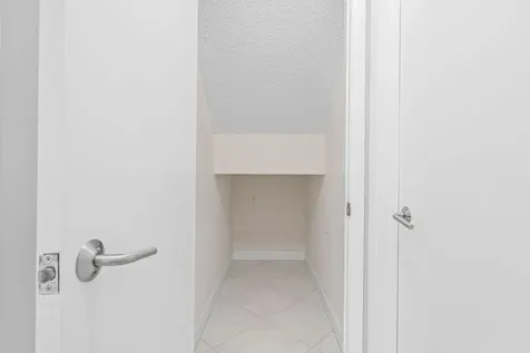 4825 NW 98th Place Doral FL 33178