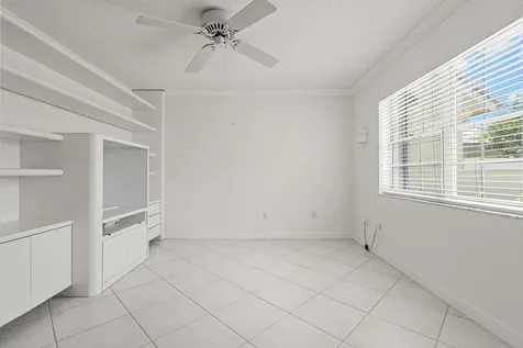 4825 NW 98th Place Doral FL 33178