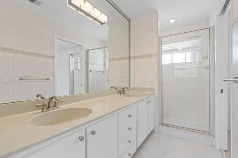 4825 NW 98th Place Doral FL 33178