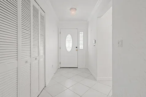 4825 NW 98th Place Doral FL 33178