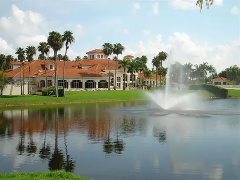 4825 NW 98th Place Doral FL 33178