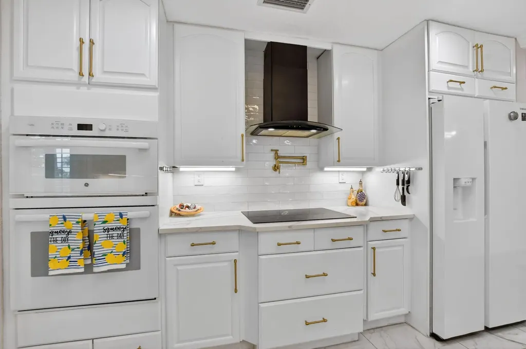 2378 Deer Creek Lob Lolly Lane Deerfield Beach FL 33442
