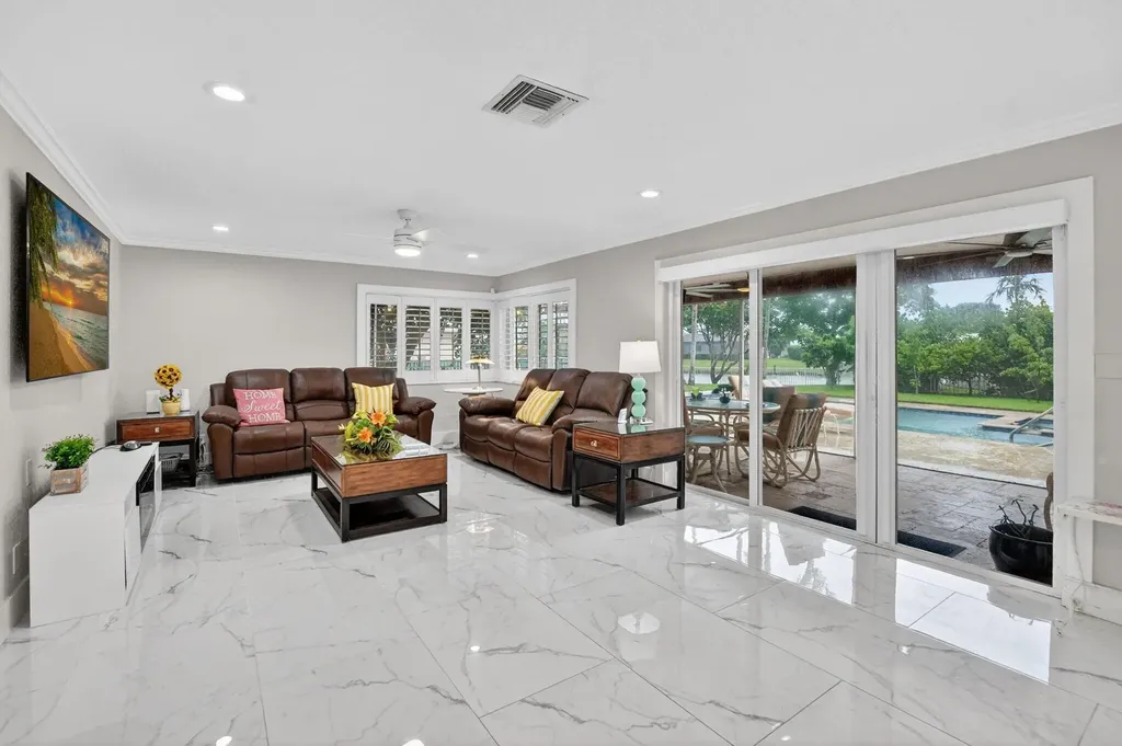 2378 Deer Creek Lob Lolly Lane Deerfield Beach FL 33442
