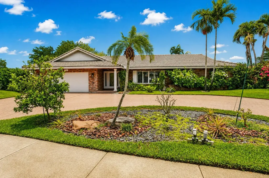 2378 Deer Creek Lob Lolly Lane Deerfield Beach FL 33442