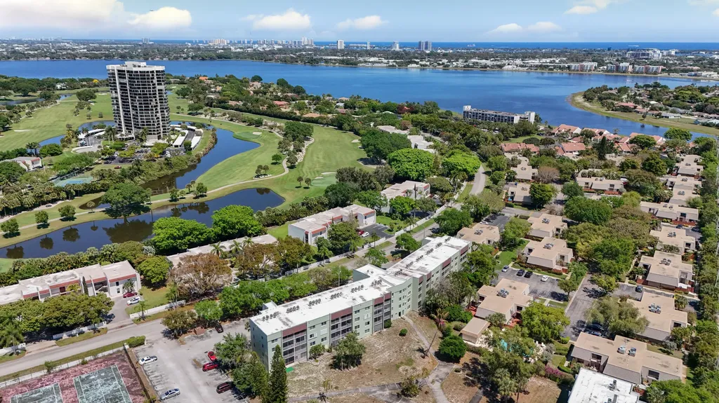 1638 Embassy Drive West Palm Beach FL 33401
