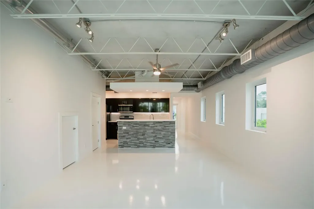 1413 NE 5th Avenue Fort Lauderdale FL 33304