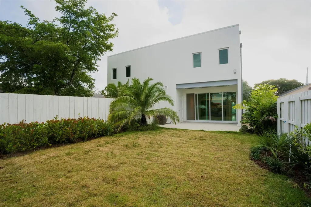 1413 NE 5th Avenue Fort Lauderdale FL 33304