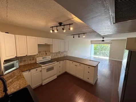 725 Hummingbird Way North Palm Beach FL 33408