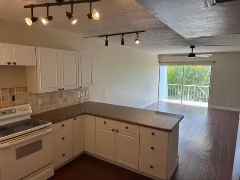 725 Hummingbird Way North Palm Beach FL 33408