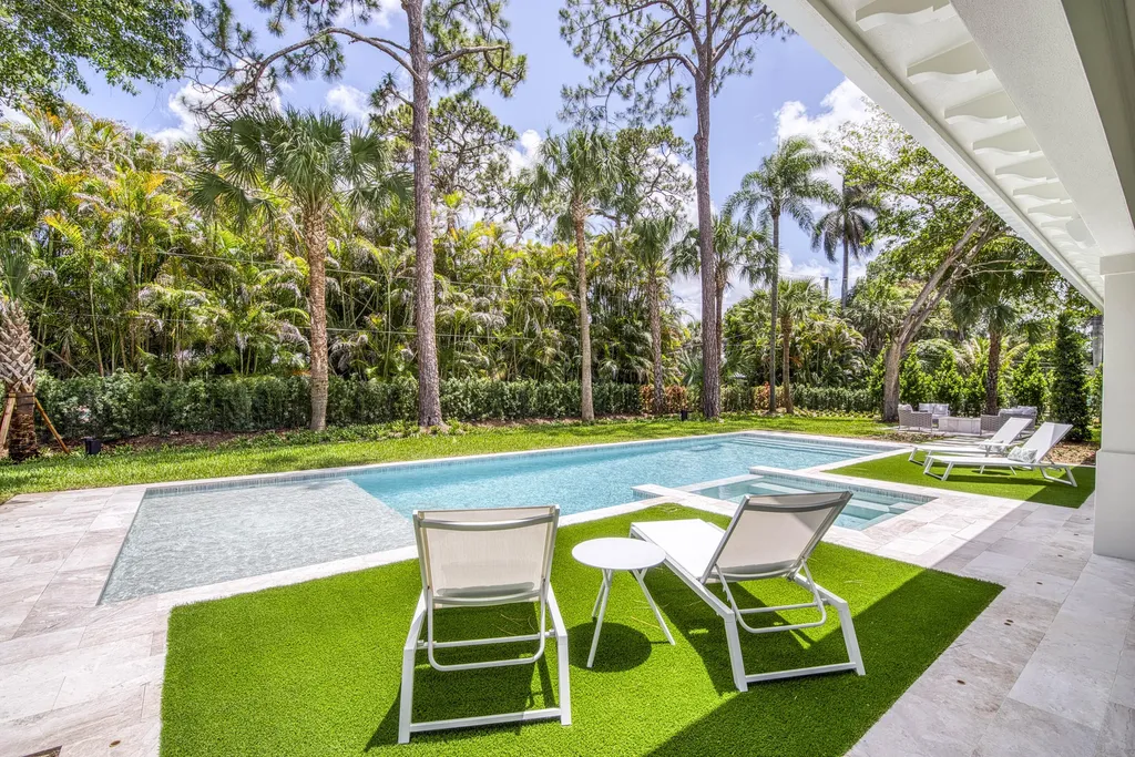 5528 Hibiscus Road Jupiter FL 33458