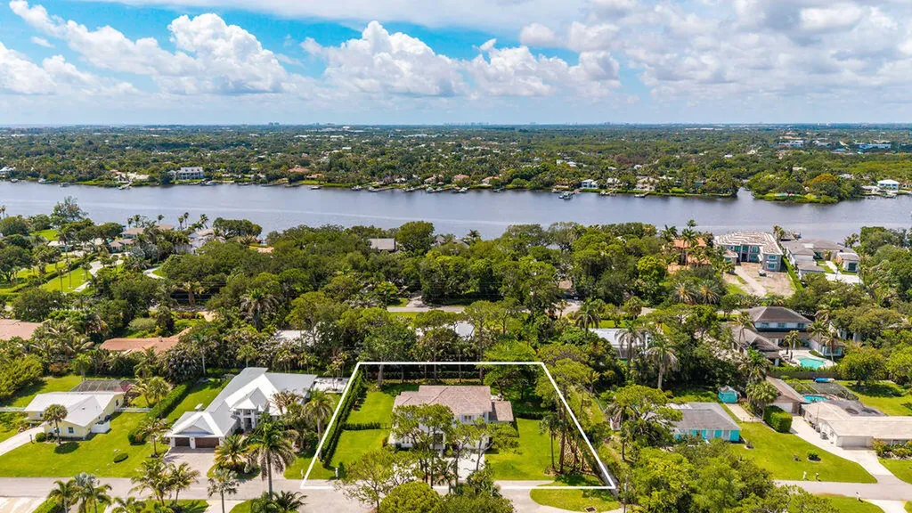 5528 Hibiscus Road Jupiter FL 33458