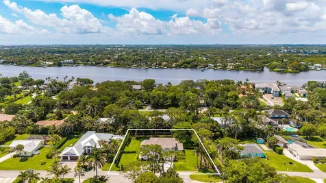 5528 Hibiscus Road Jupiter FL 33458