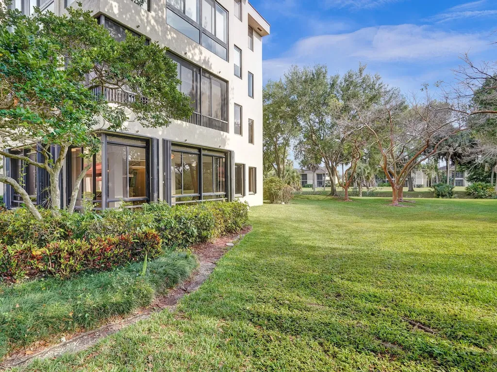 7546 La Paz Boulevard Boca Raton FL 33433