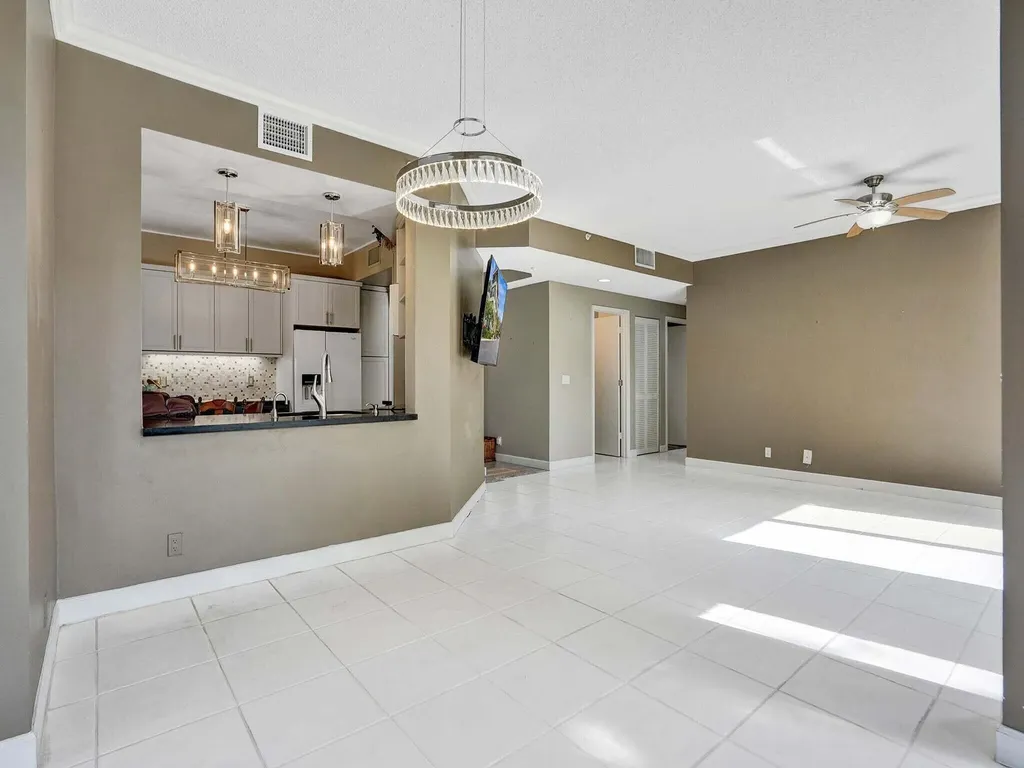 7546 La Paz Boulevard Boca Raton FL 33433