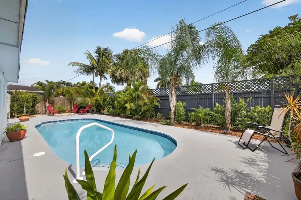 3740 Dunes Road Palm Beach Gardens FL 33410