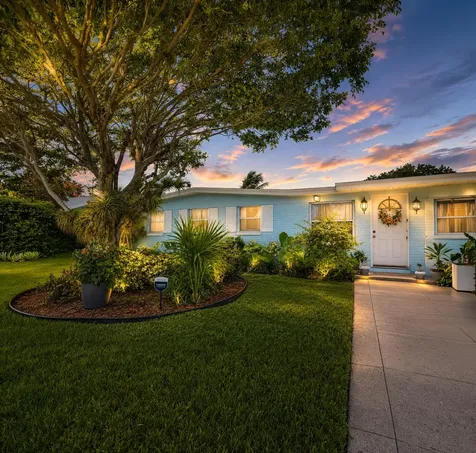 3740 Dunes Road Palm Beach Gardens FL 33410
