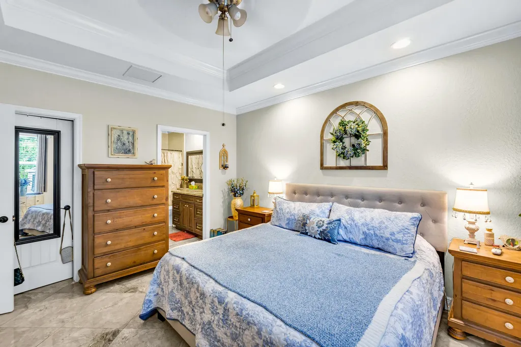 3302 Elizabeth Place S Palm Springs FL 33461