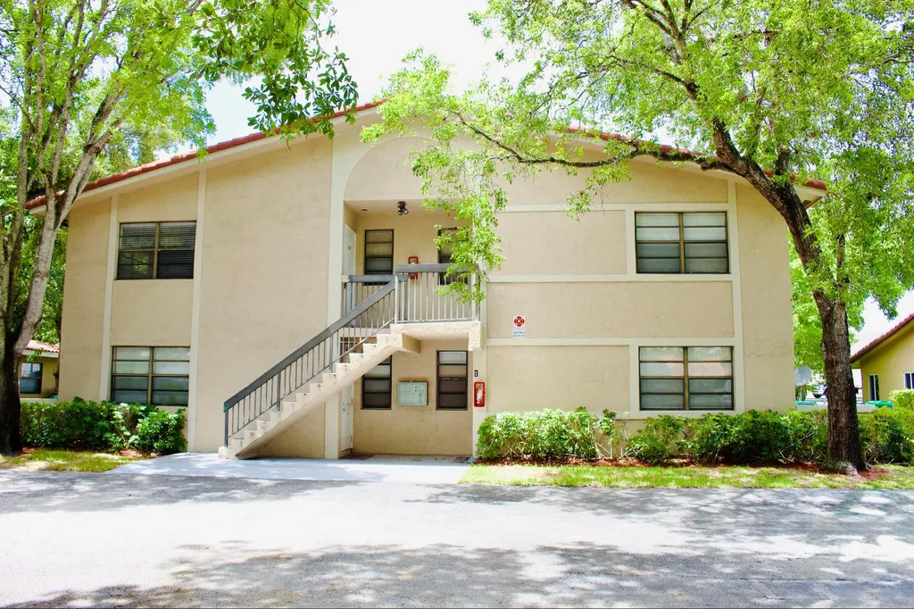10851 NW 45th Street Coral Springs FL 33065