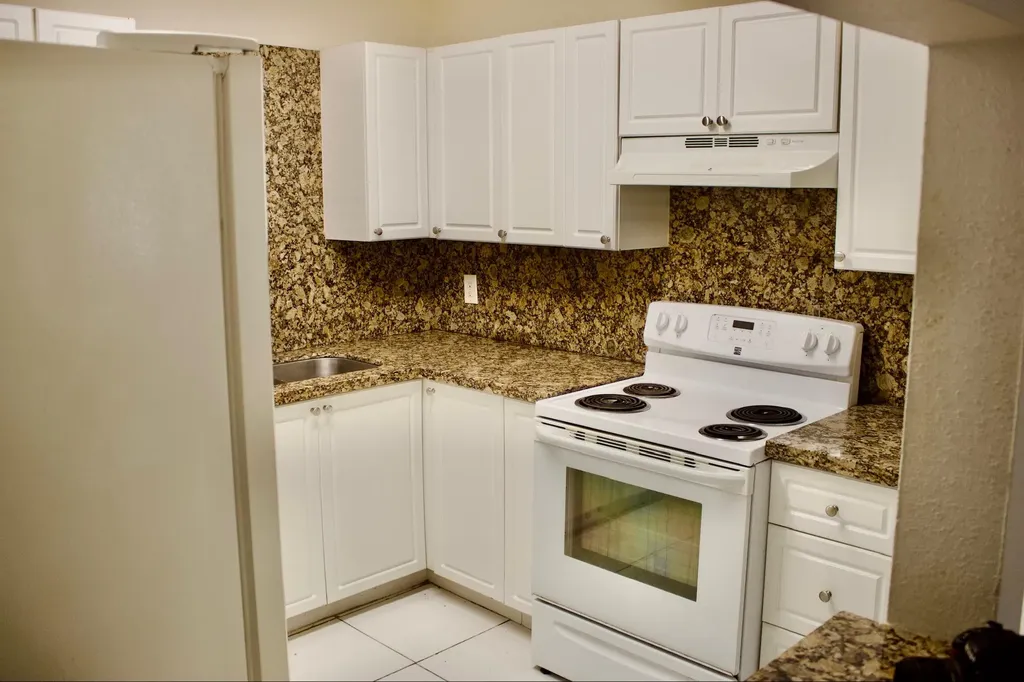 10851 NW 45th Street Coral Springs FL 33065