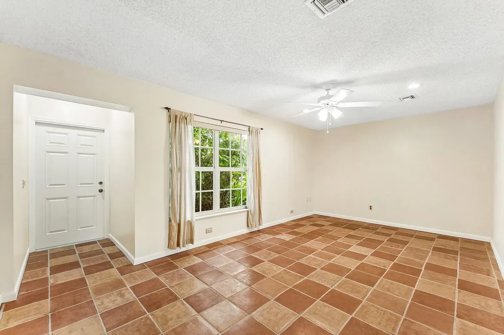 3150 Pinehurst Drive Lake Worth FL 33467