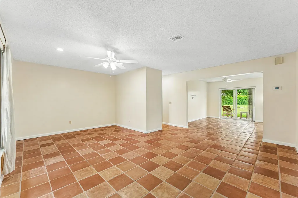 3150 Pinehurst Drive Lake Worth FL 33467