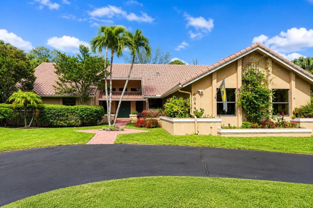 6044 NW 66th Way Parkland FL 33067