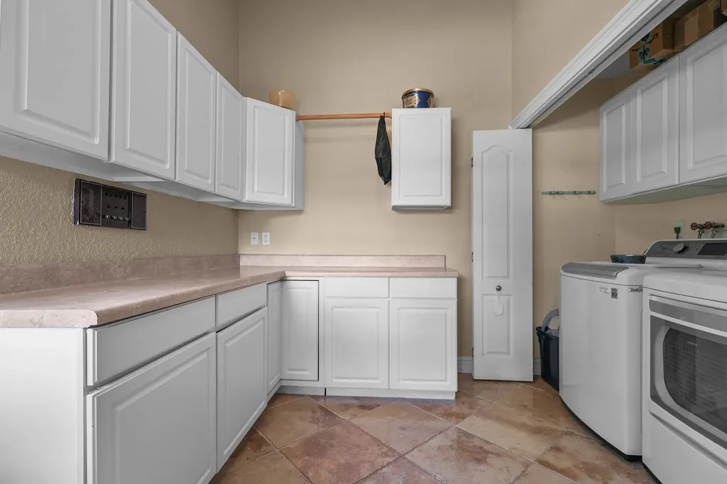 6044 NW 66th Way Parkland FL 33067