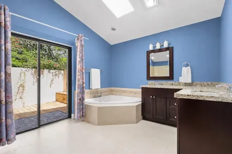 6044 NW 66th Way Parkland FL 33067