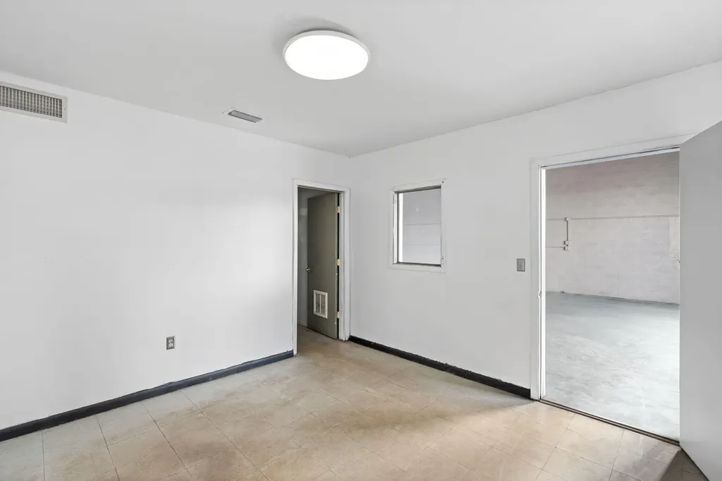 270 SW 33rd Street Fort Lauderdale FL 33315