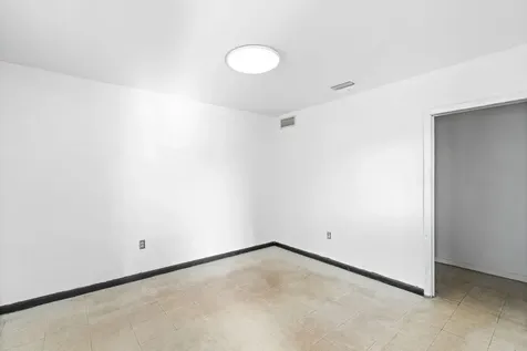 270 SW 33rd Street Fort Lauderdale FL 33315