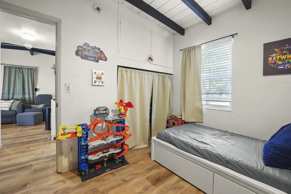 1657 Lauderdale Manor Drive Fort Lauderdale FL 33311