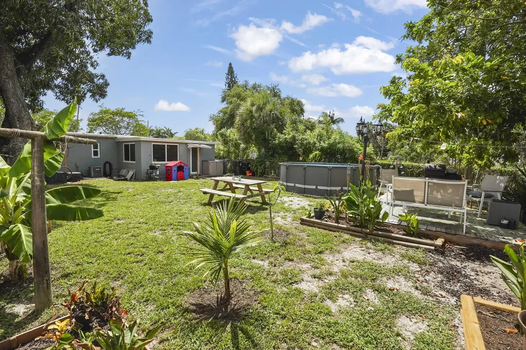 1657 Lauderdale Manor Drive Fort Lauderdale FL 33311