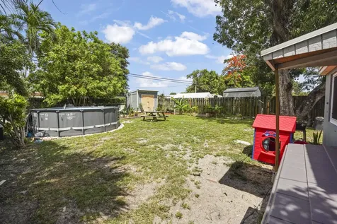 1657 Lauderdale Manor Drive Fort Lauderdale FL 33311