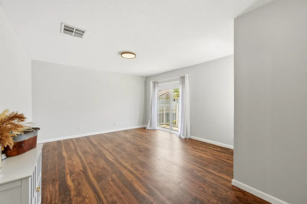 8464 Lagos De Campo Boulevard Tamarac FL 33321