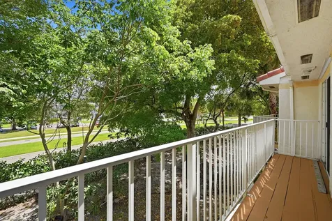 8464 Lagos De Campo Boulevard Tamarac FL 33321