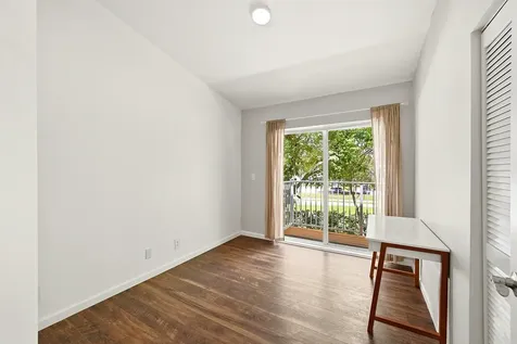8464 Lagos De Campo Boulevard Tamarac FL 33321