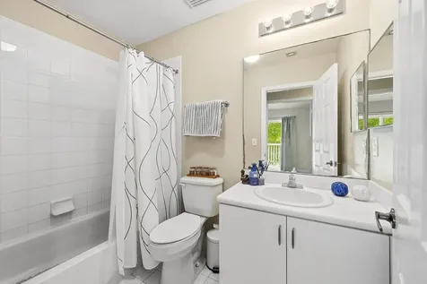 8464 Lagos De Campo Boulevard Tamarac FL 33321
