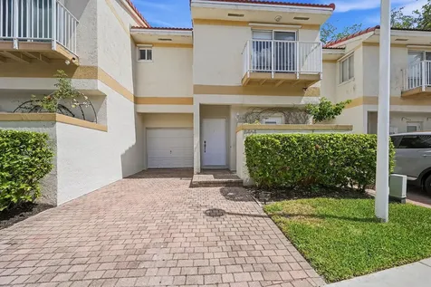 8464 Lagos De Campo Boulevard Tamarac FL 33321