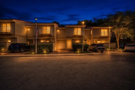 8464 Lagos De Campo Boulevard Tamarac FL 33321