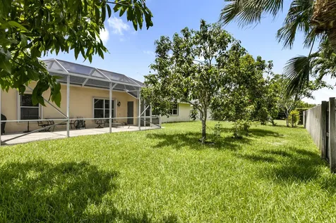 106 Venetian Lane Royal Palm Beach FL 33411