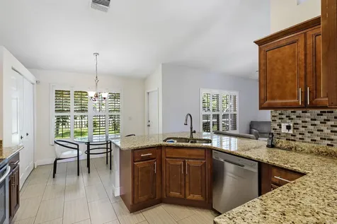 106 Venetian Lane Royal Palm Beach FL 33411